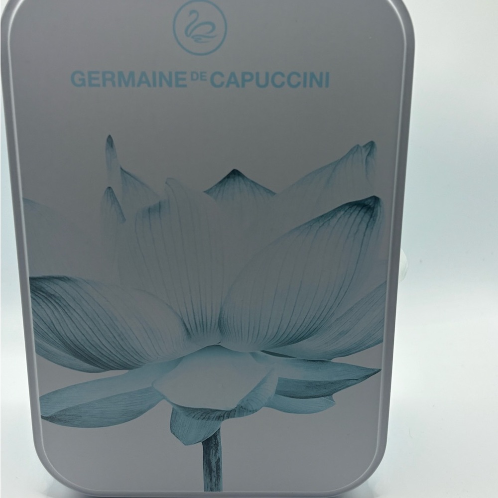 White and Blue Skincare Moisturizer